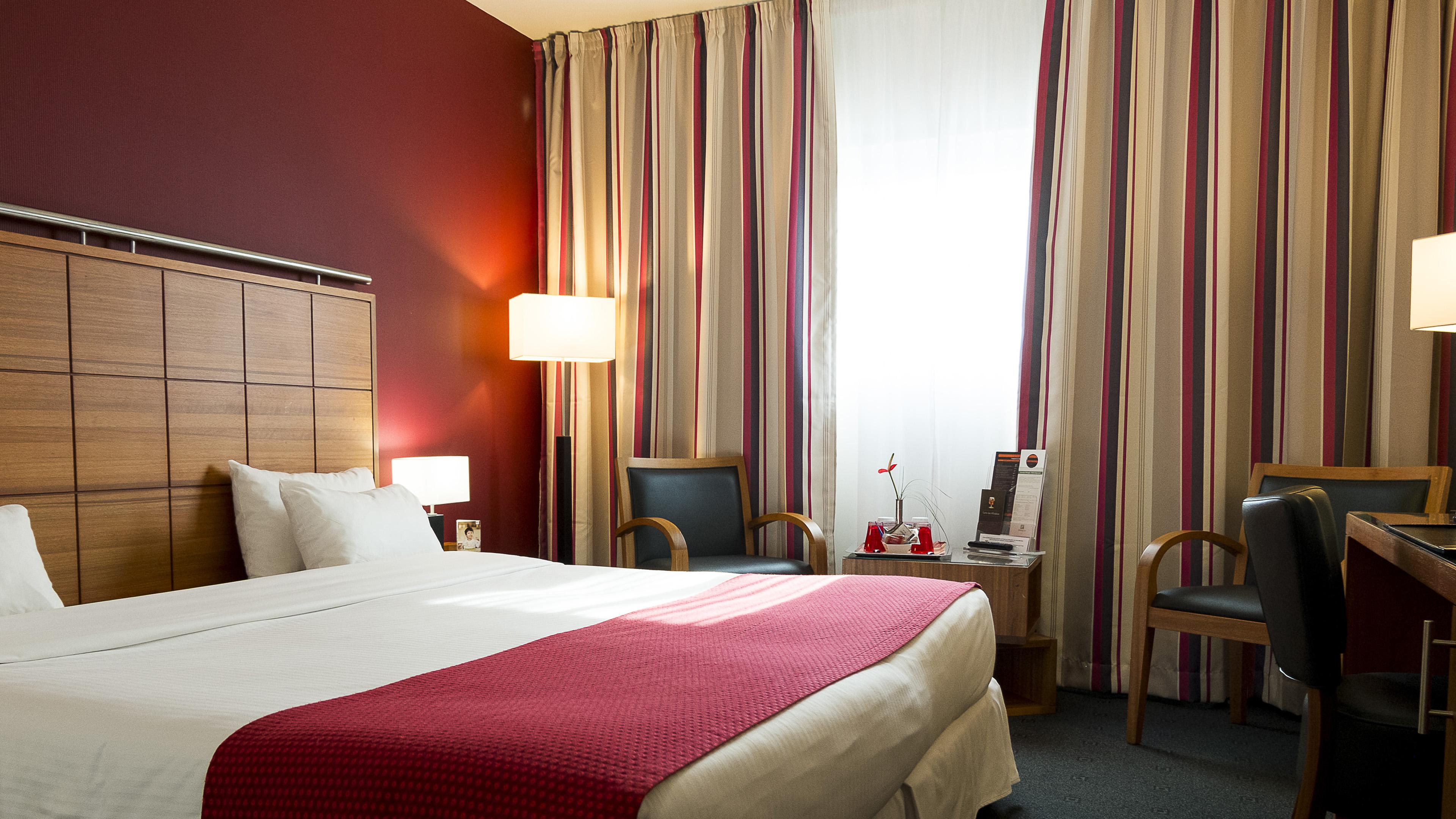 Holiday Inn Bordeaux Sud - Pessac By Ihg Buitenkant foto